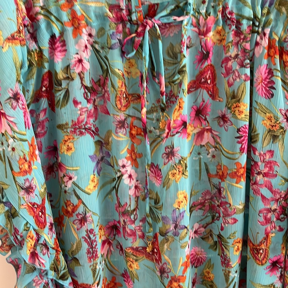 Jessica Simpson Swimsuit and Coverup - Picture 2 of 9